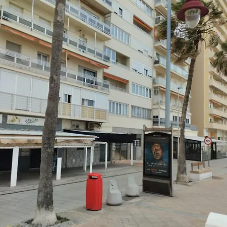 Candari Playa En * كاديز