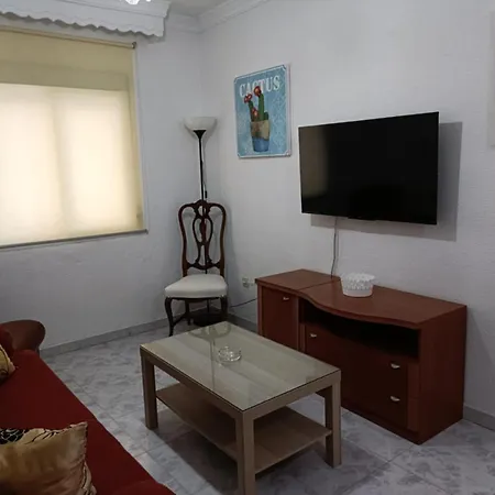 Candari Playa En كاديز